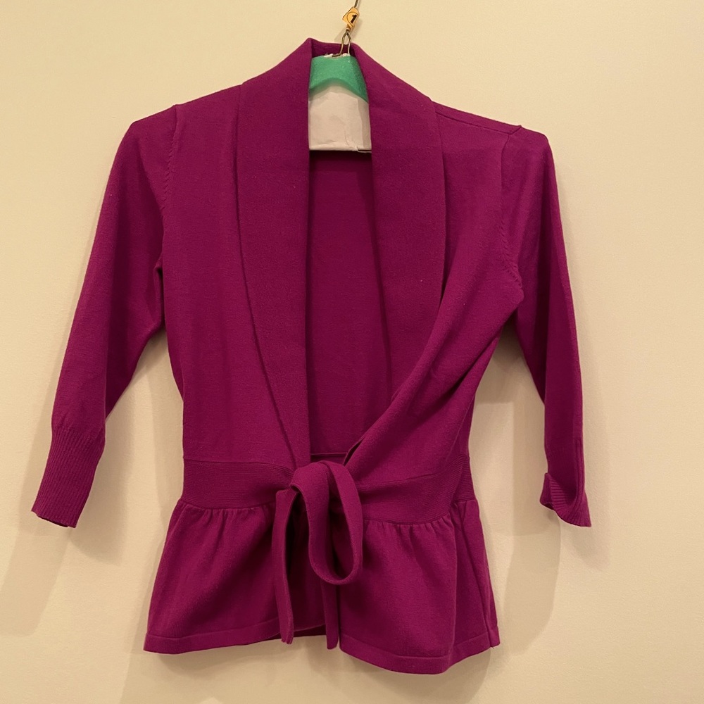 Folded collard tie sweater maroon
